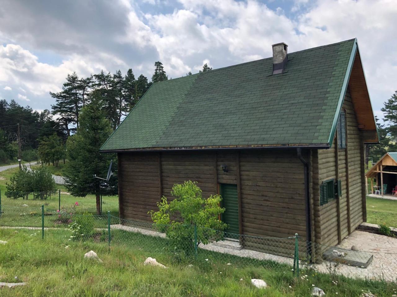 Apartamento Kuca U Borju - House In Pines Žabljak Exterior foto